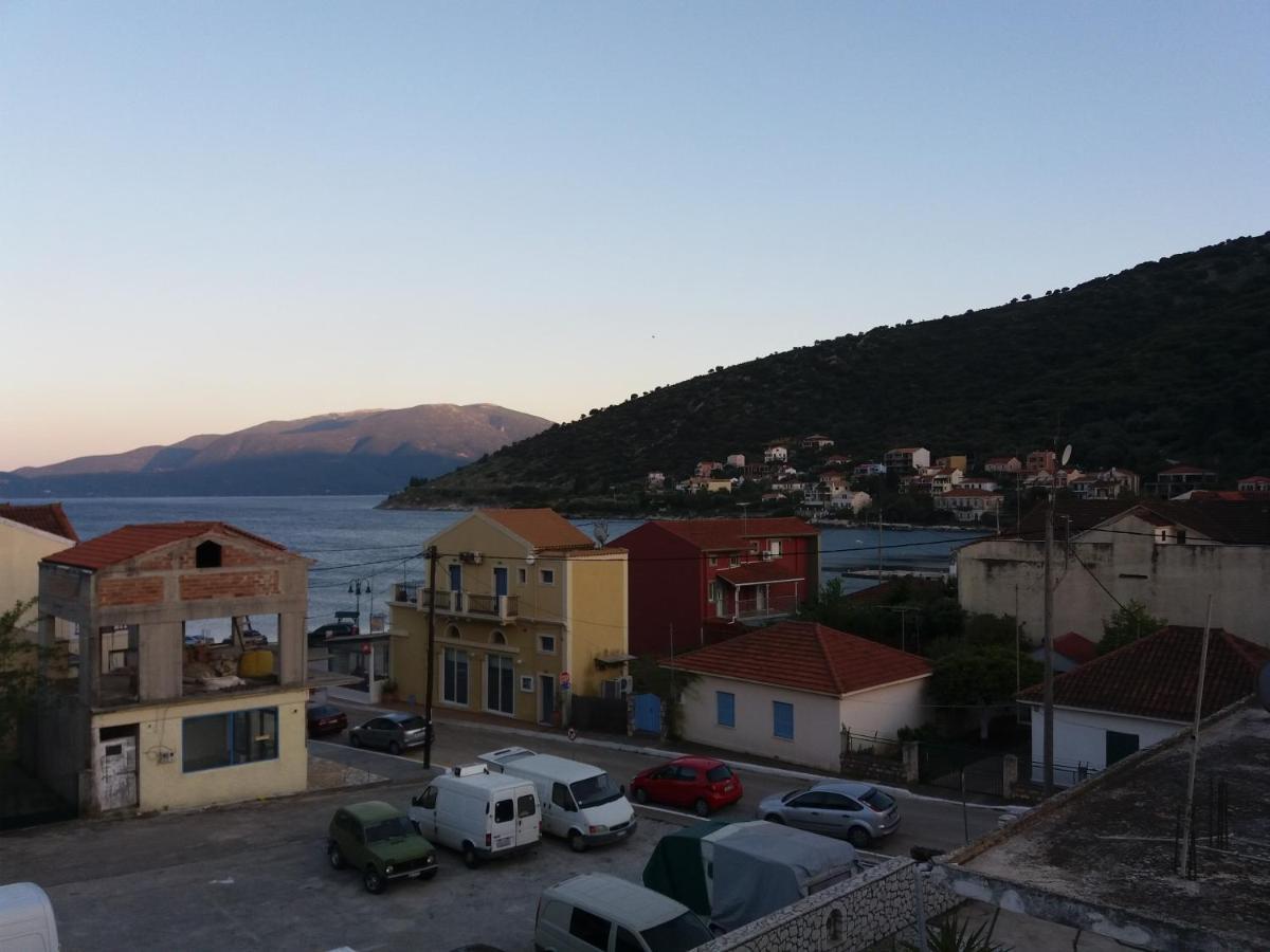 Chloe Attic Agia Efimia Exterior foto